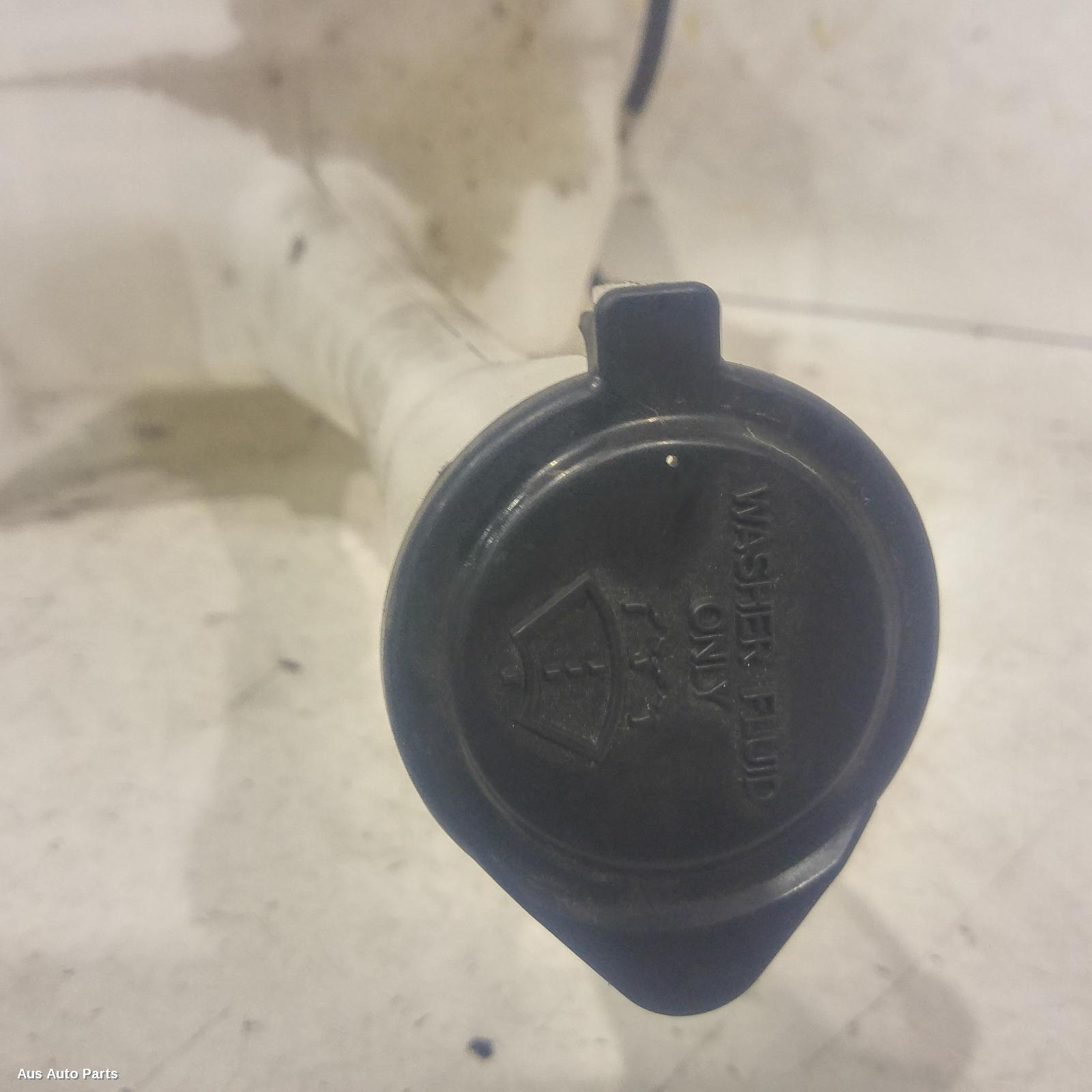 Camry Washer Bottle 2006-2011 acv40/ahv40,06/06-11/11 00005192 #110463