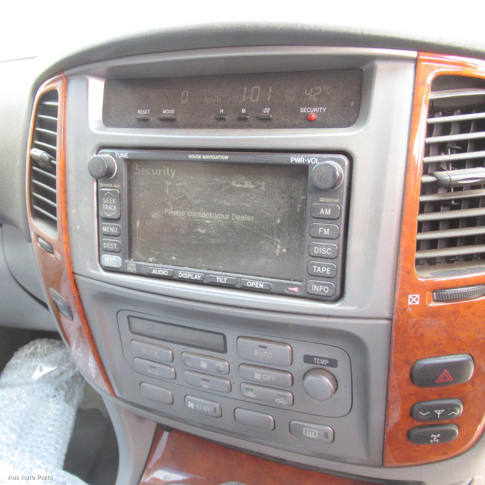 112958, Used heater/aircon controls for 2004 landcruiser 100 series