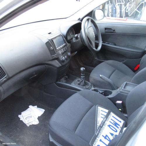 This is Actual photo of  fits 2007~ 2012 Hyundai i30