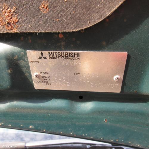 This is Actual photo of  fits 2000~ 2002 Mitsubishi pajero