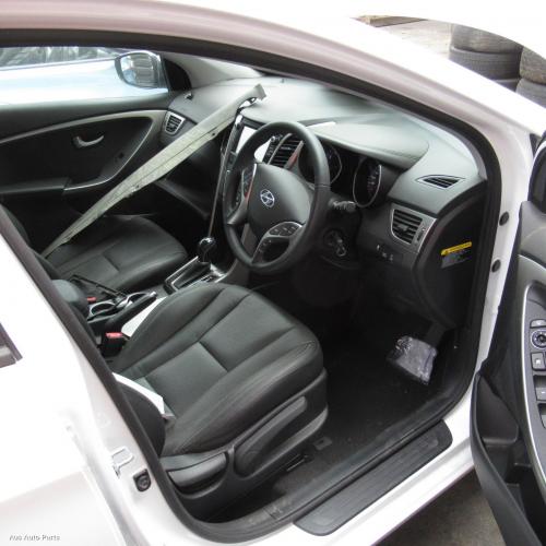 This is Actual photo of  fits 2012~ 2017 Hyundai i30