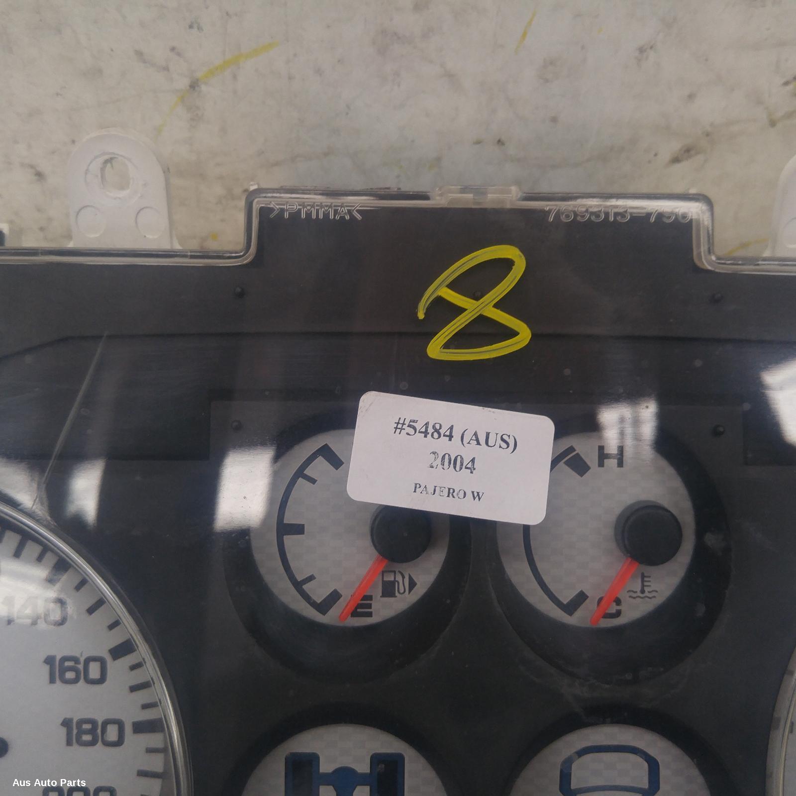 114184, Used instrument cluster for 2004 pajero instrument cluster, diesel, auto, nmnp, 05/00