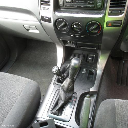 This is Actual photo of  fits 2003~ 2009 Toyota prado