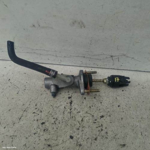 clutch master cylinder