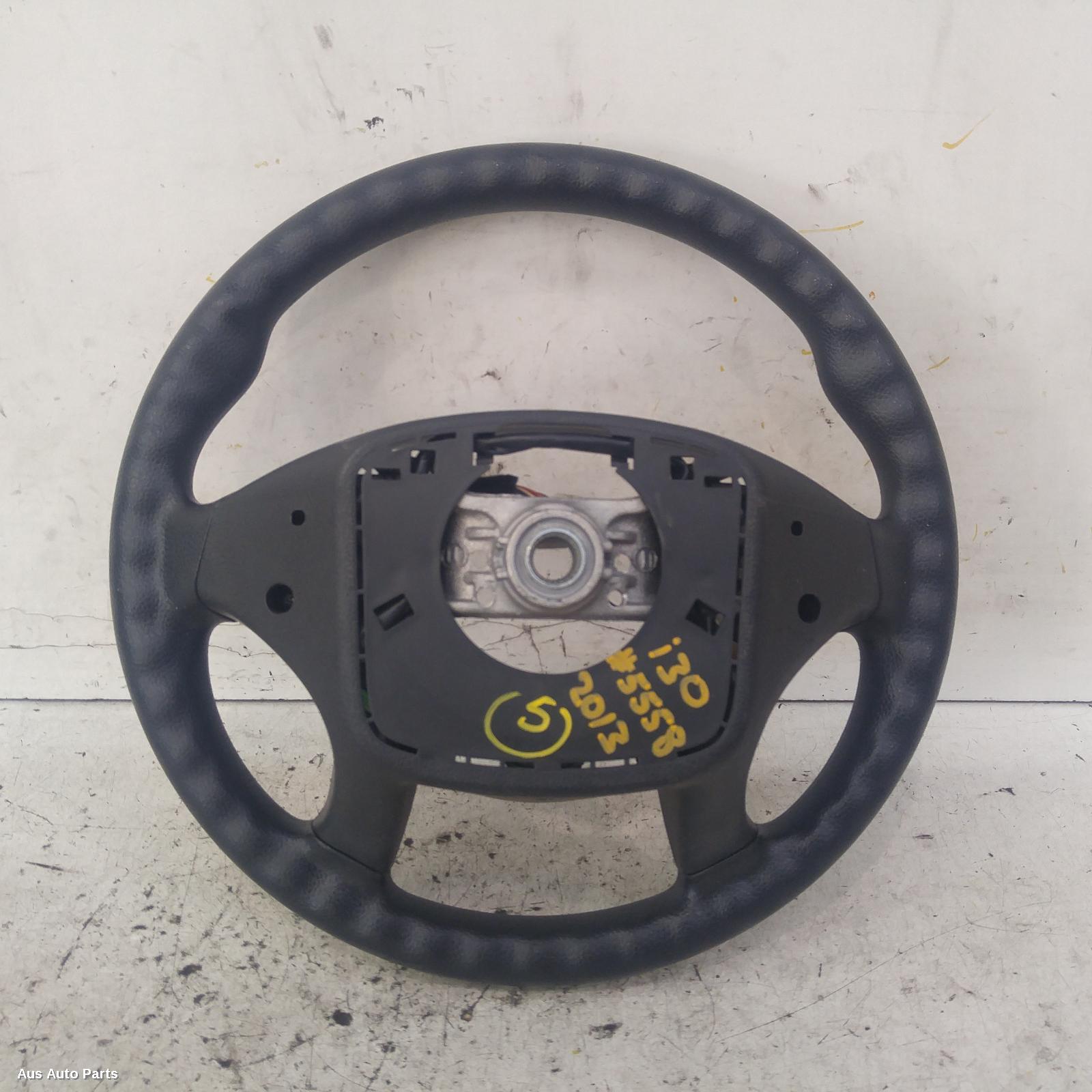 I30 Steering Wheel 2012-2017 vinyl,gd,05/12-02/17 00005558 #117866