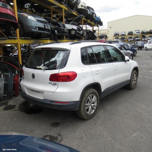 This is Actual photo of  fits 2008~ 2016 Volkswagen Tiguan