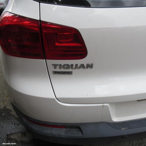 This is Actual photo of  fits 2008~ 2016 Volkswagen Tiguan