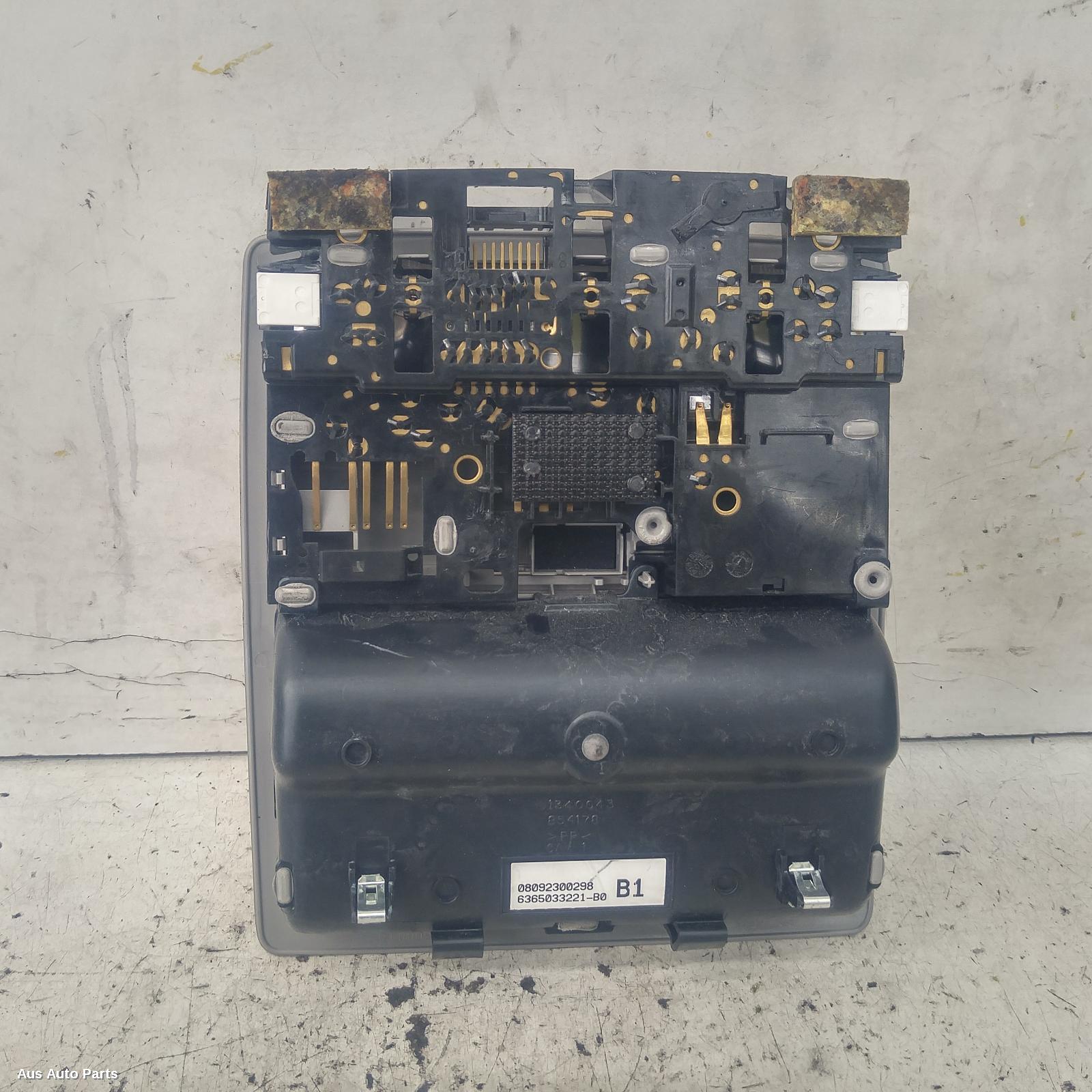 Camry Courtesy Light 2006-2011 front,acv40,06/06-11/11 00005688 #118828