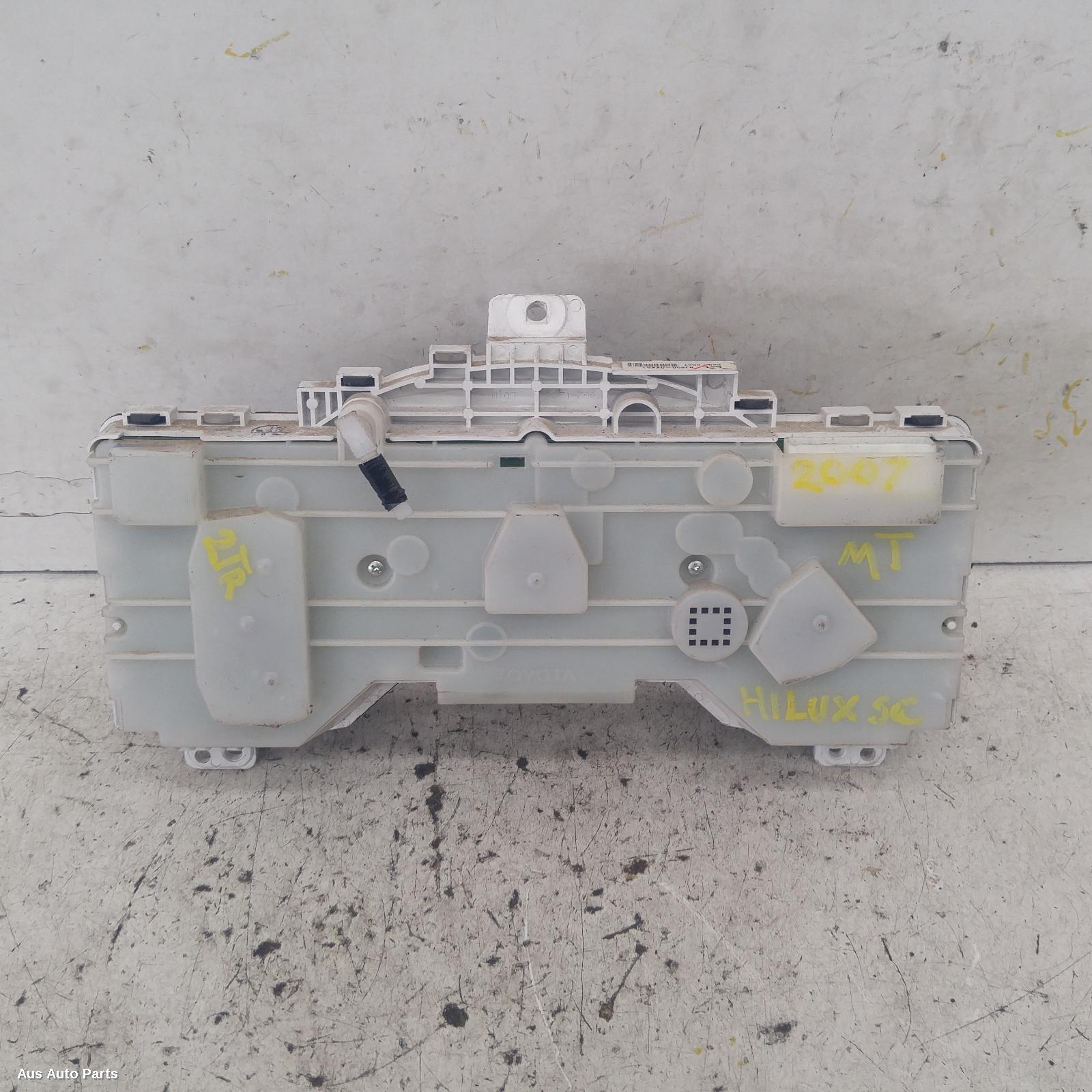 Hilux Instrument Cluster 2005-2011 petrol,2.7,workmate,03/05-06/11 partwh #118654