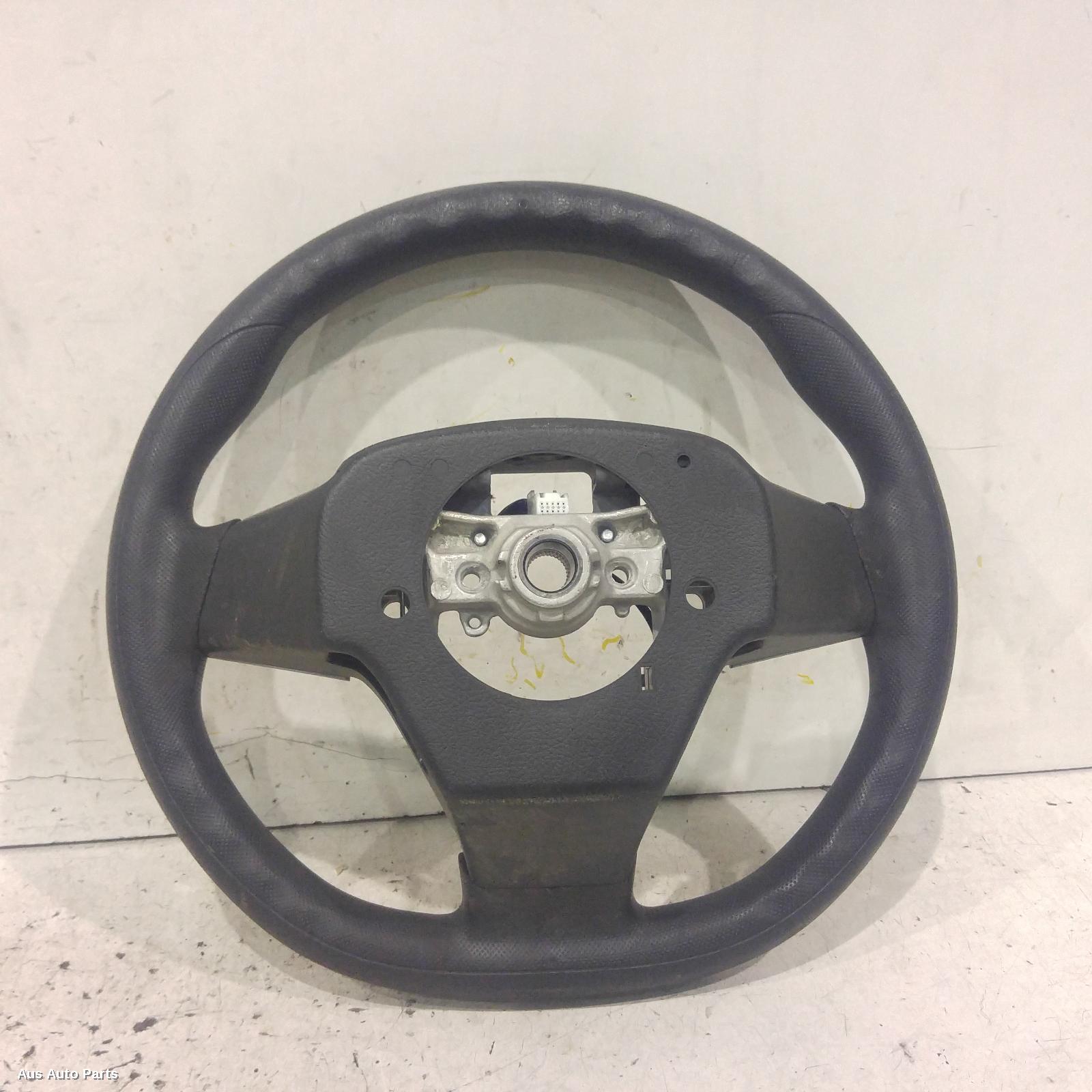 Corolla Steering Wheel 2009-2013 vinyl,zre152r,hatch,11/09-12/13 00005631 #120112