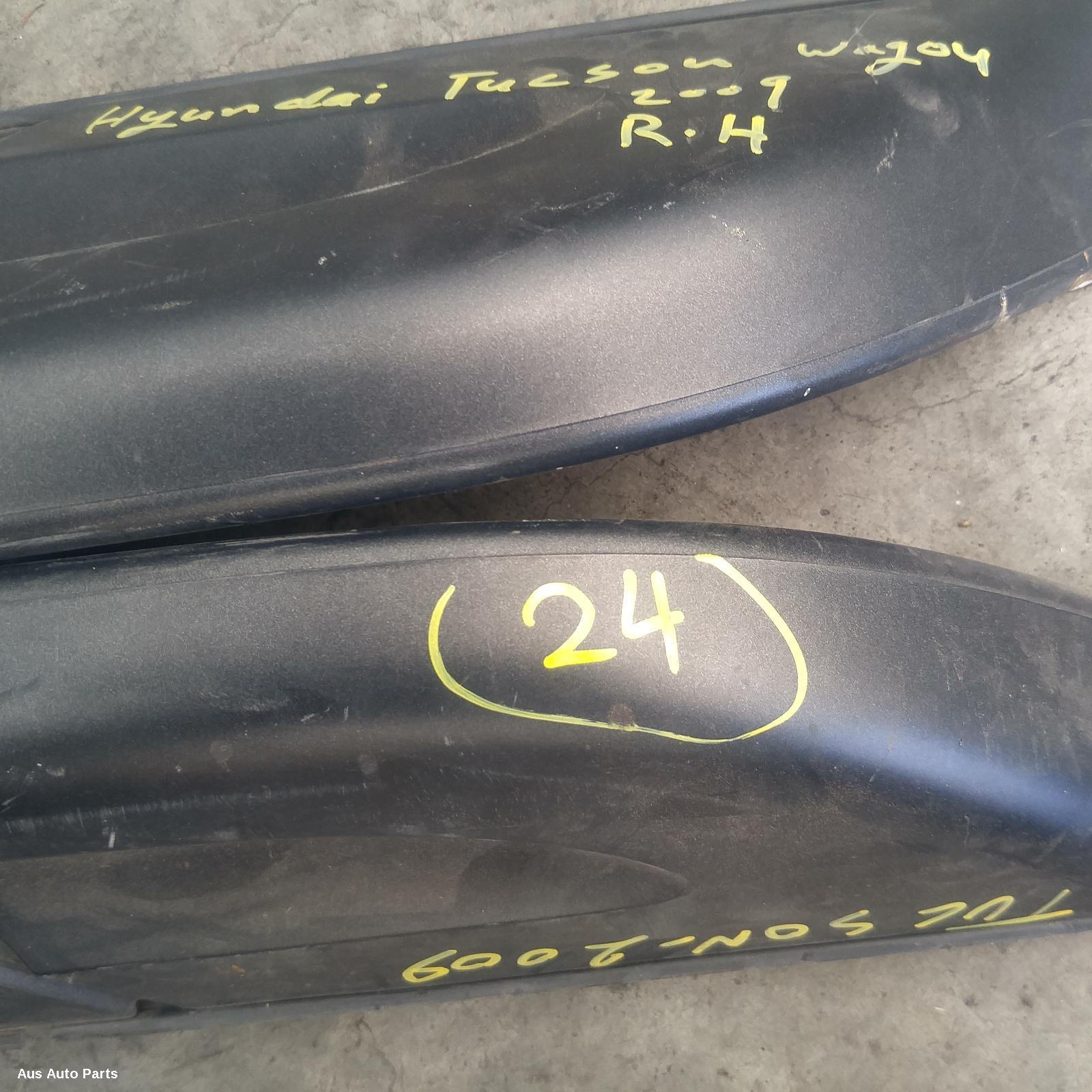 119180, Used roof rack/bars for 2009 tucson roof rails, 08/0401/10