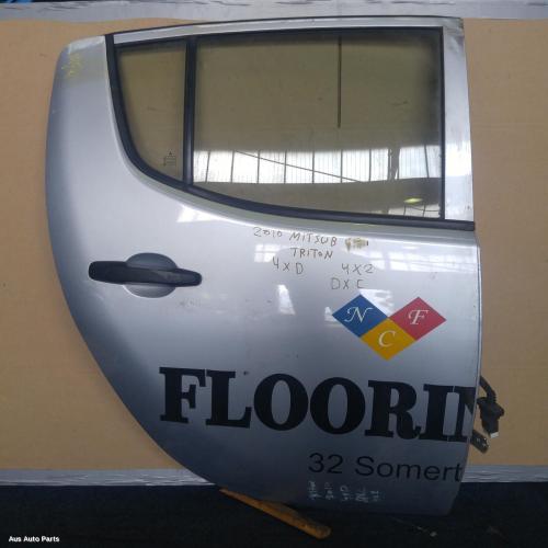 door/sliding rear right