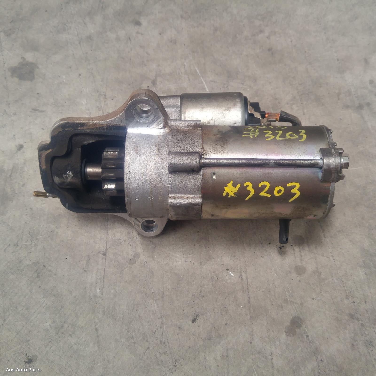 120597, Used starter for 2013 focus petrol, 2.0, lw, 05/1108/15