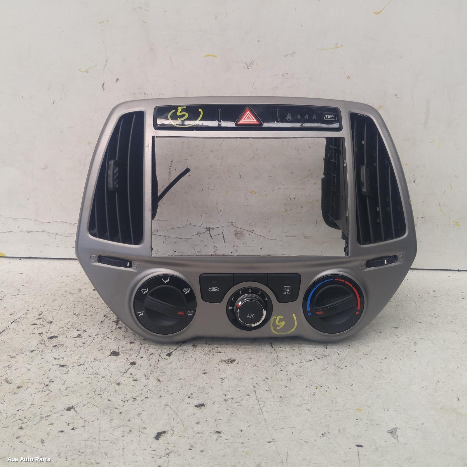 I20 Heater/aircon Controls 2012-2015 pb,non climate type,06/12-12/15 00005683 #120741