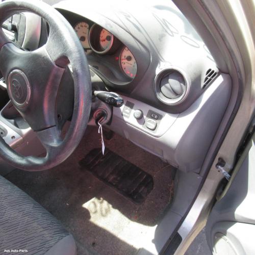 This is Actual photo of  fits 2000~ 2005 Toyota rav4