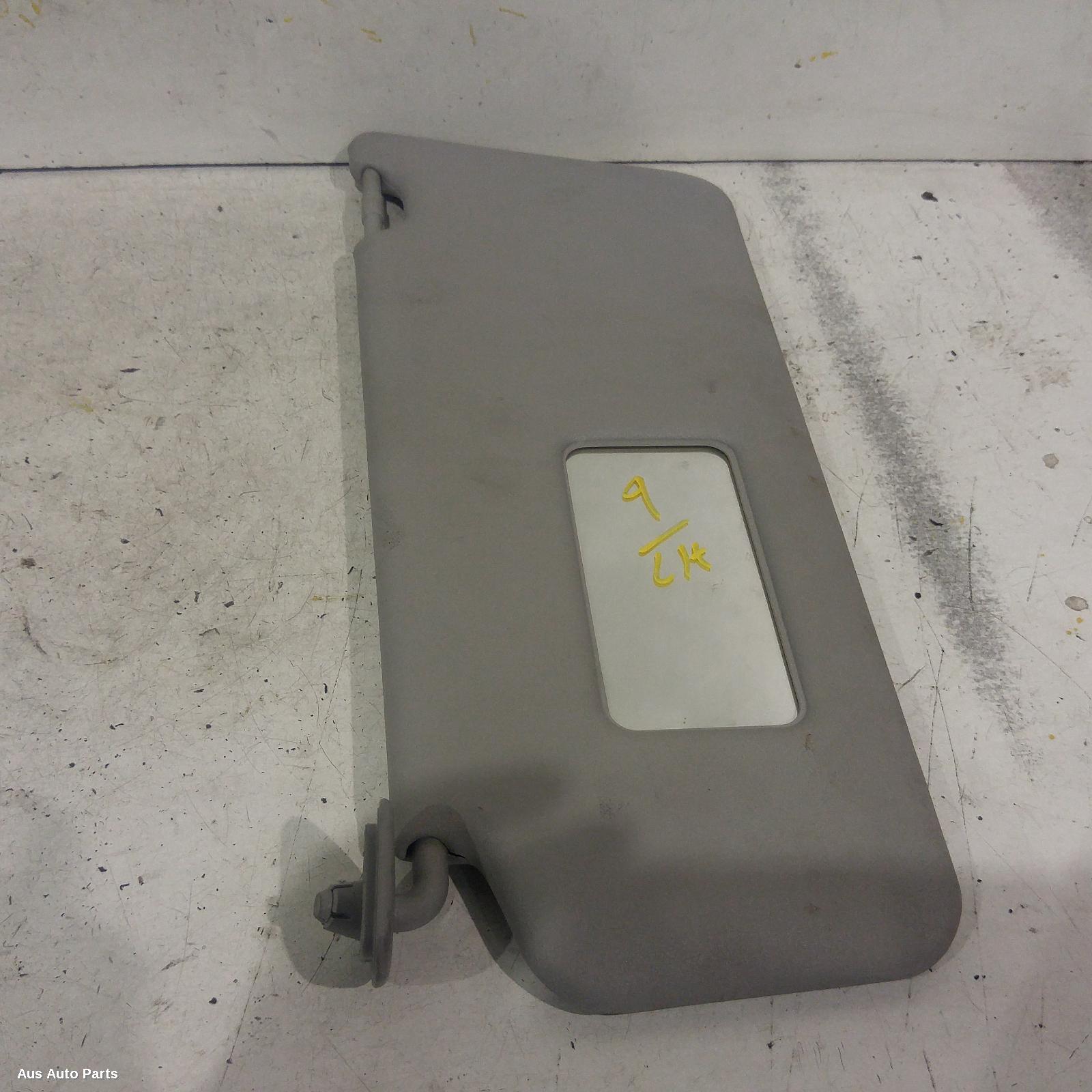 Camry Sunvisor 2002-2006 sk36,lh side,standard type,08/02-05/06 00006030 #124713