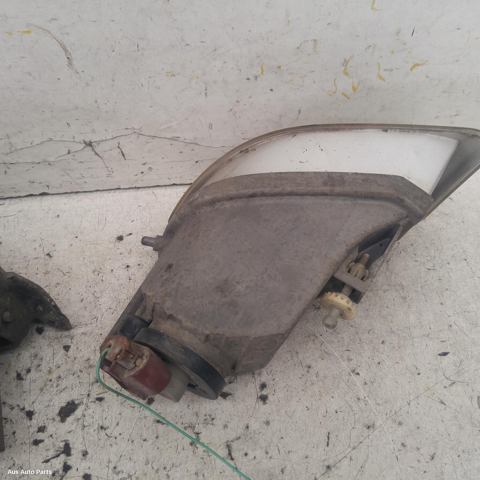 Prado Indicator/fog/side Right 2003-2009 bumper foglamp,120 series,02/03-10/09 00005994 #125644