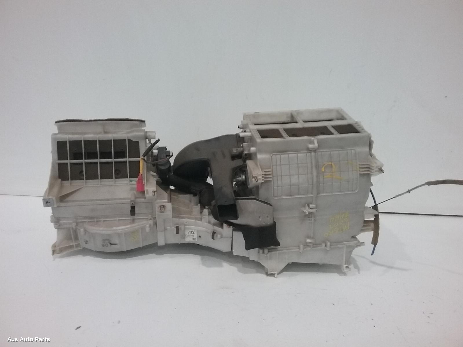 Pajero Heater Core/box 2000-2002 nm,standard type,05/00-10/02 00000444 #17168