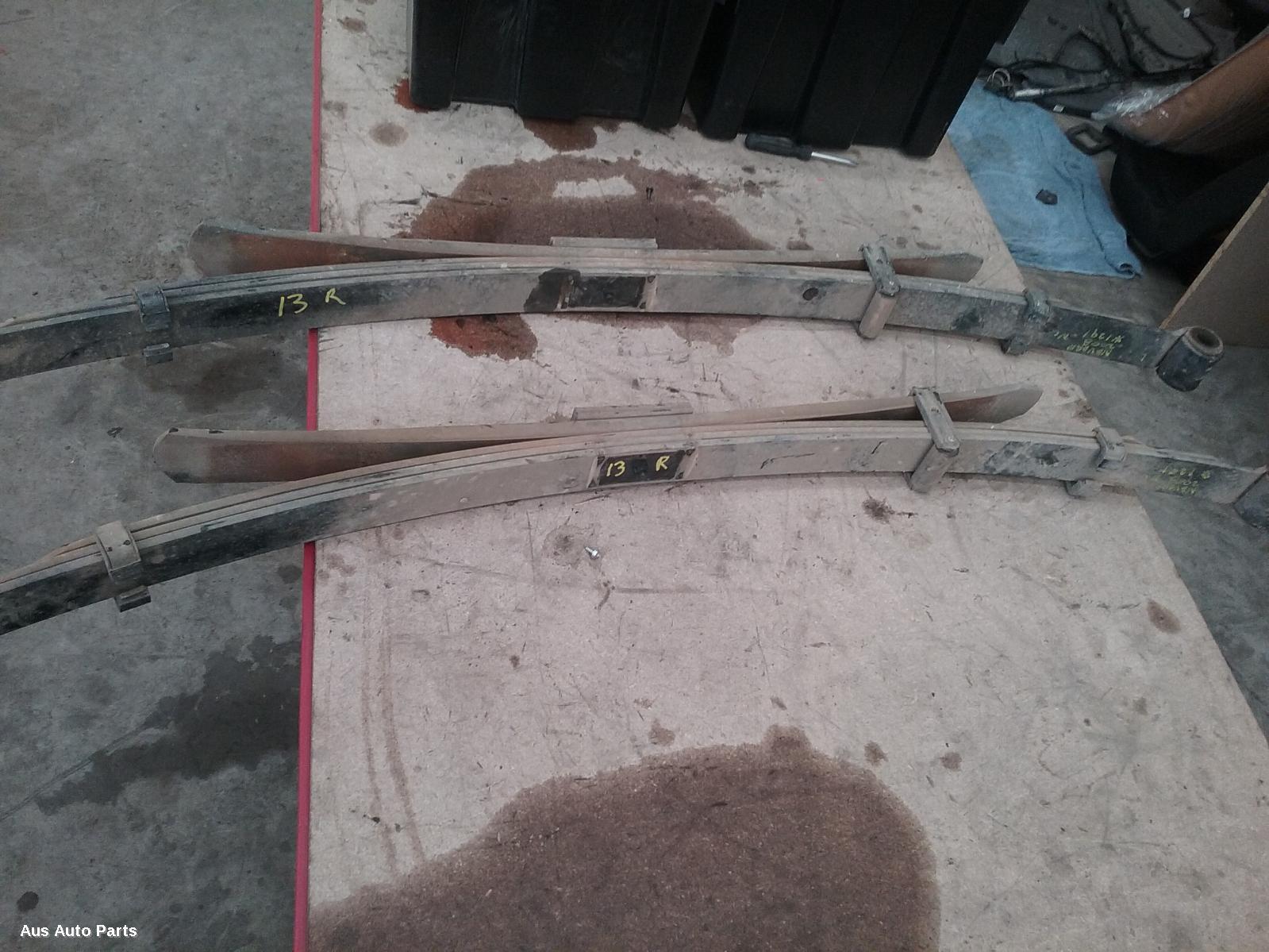17343, Used rear leaf spring for 2008 navara d40, rh side, 12/0508/15