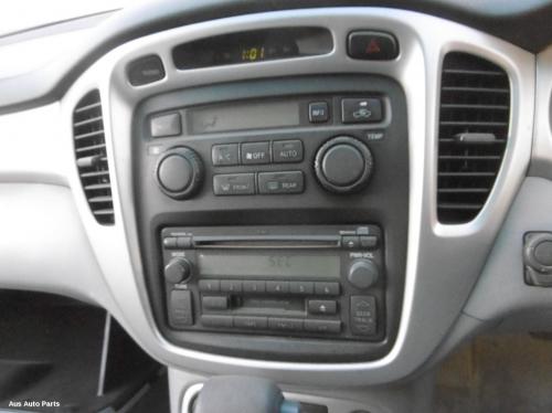 This is Actual photo of  fits 2001~ 2007 Toyota kluger