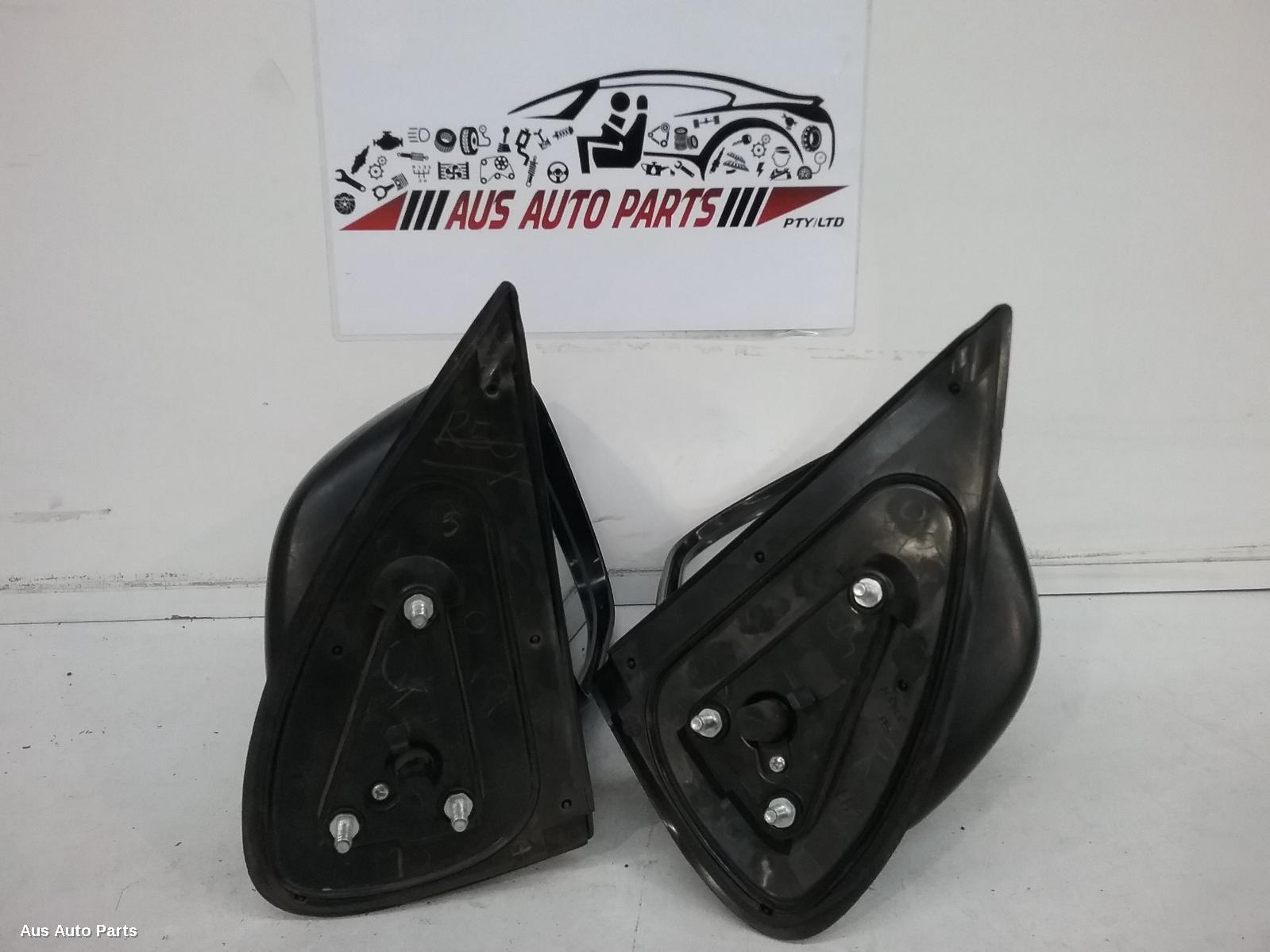 Hilux Door Mirror Right 2005-2015 manual,black,03/05-08/15 xmirror #8440