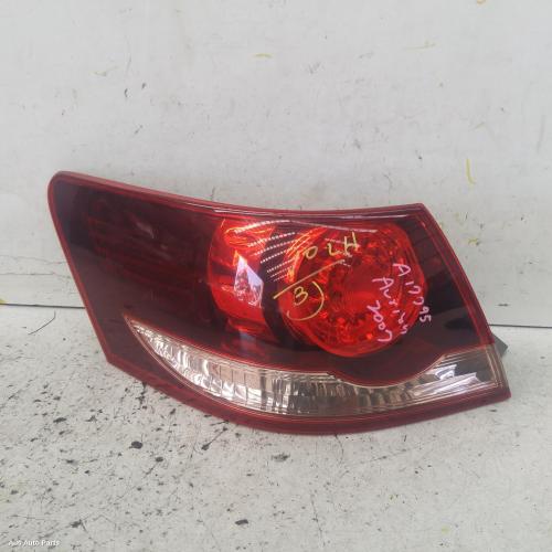 taillight left