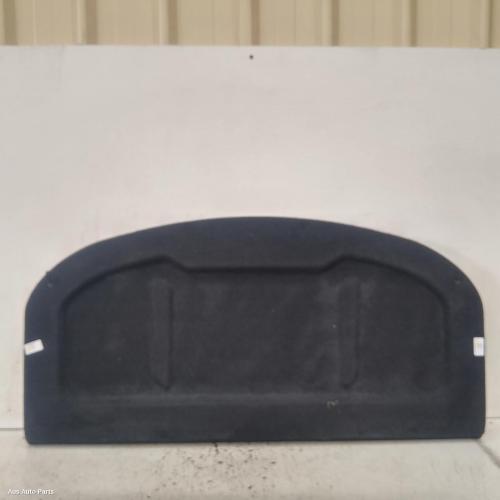 parcel shelf