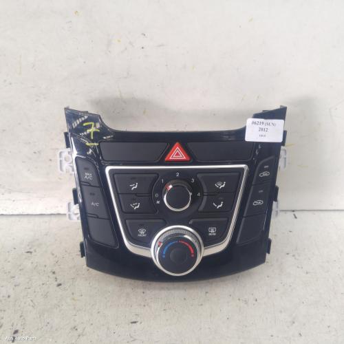 heater/aircon controls