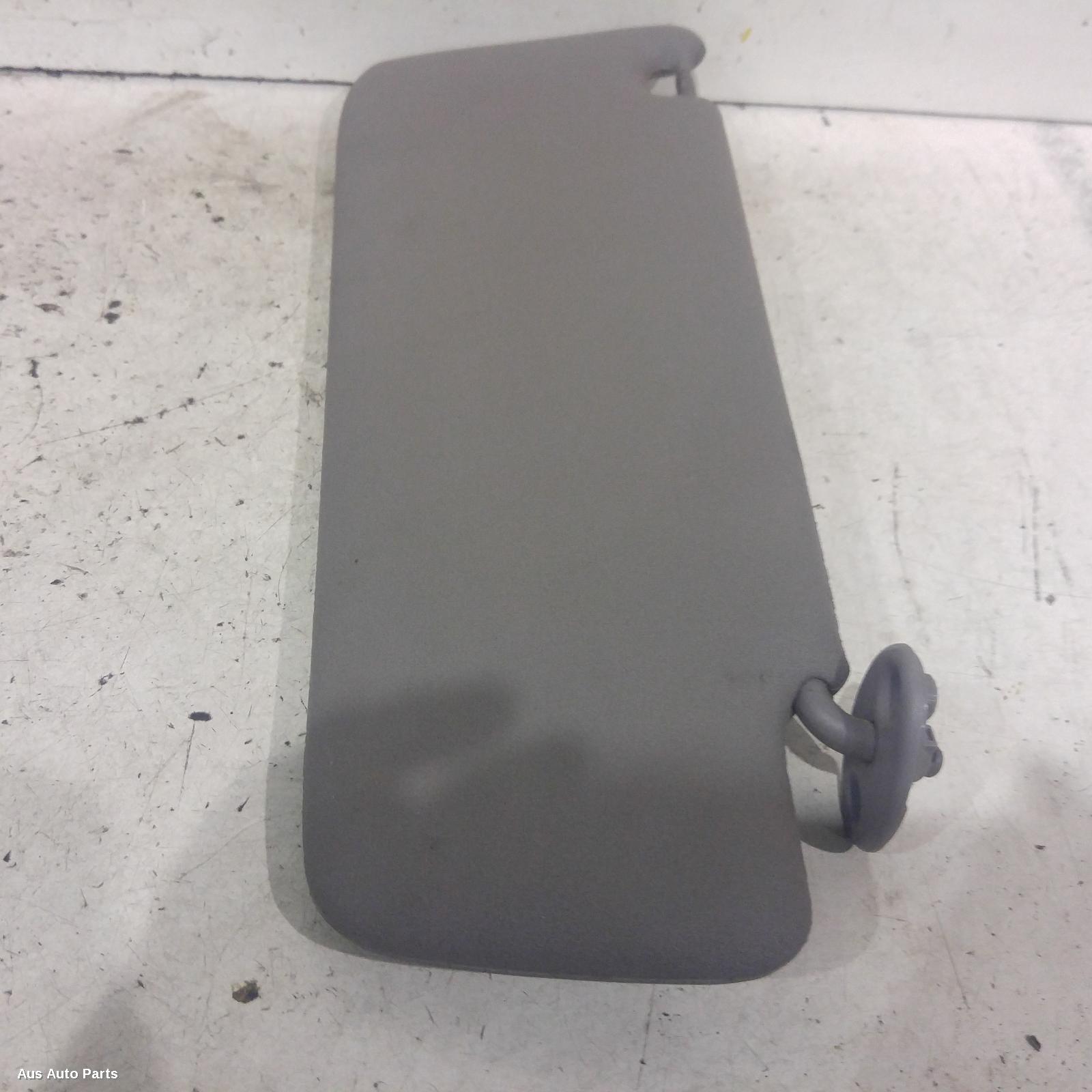 Prado Sunvisor 2003-2009 120 series,lh side,grey,gx/gxl,02/03-10/09 00006539 #135977