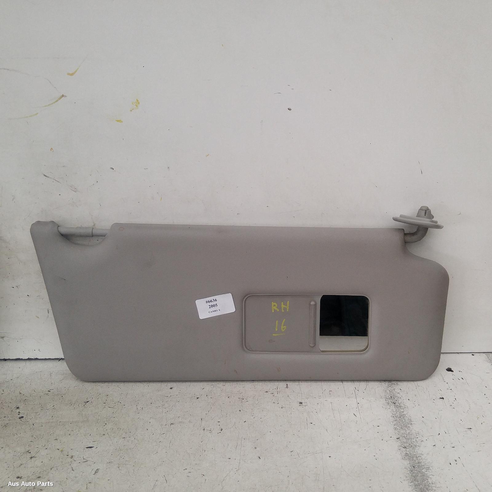 Camry Sunvisor 2002-2006 sk36,rh side,standard type,08/02-05/06 00006636 #136603