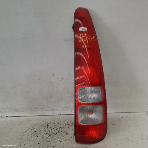 đèn hậu bên phải