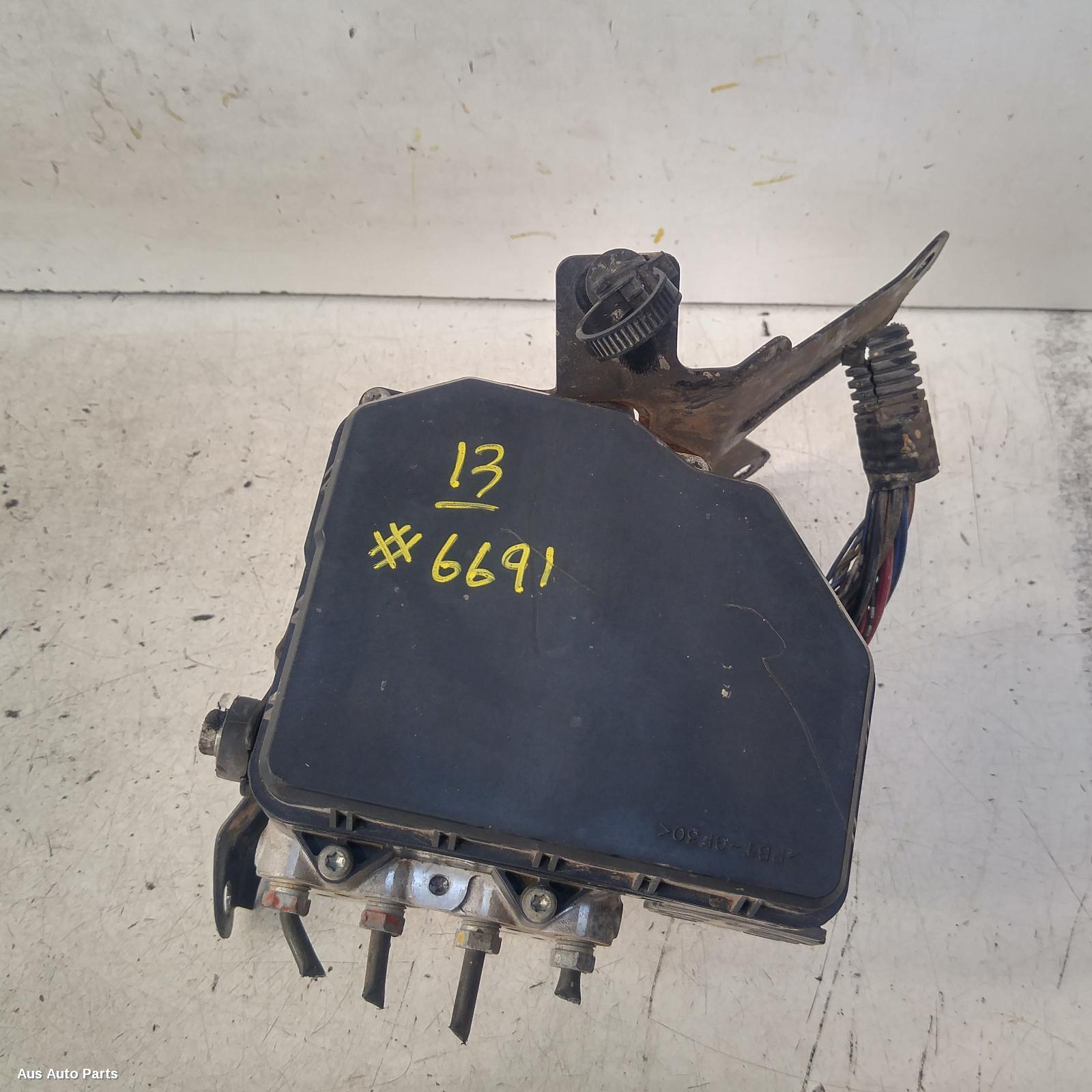 138348, Used abs pump/modulator for 2014 triton mn, p/n 4670a609, 08/