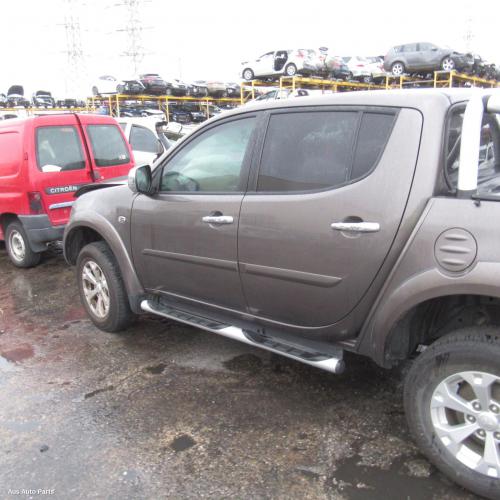 door window rear left