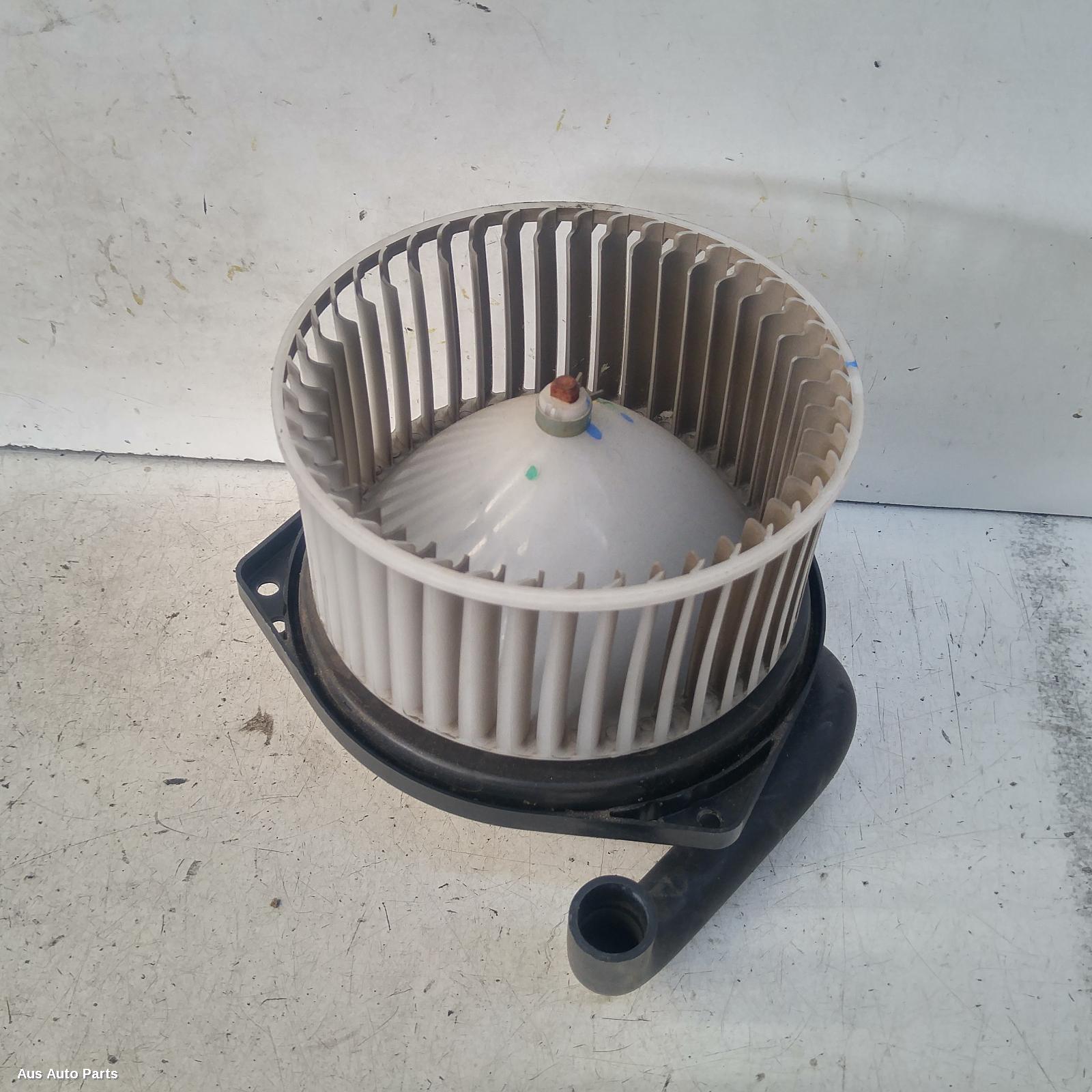 Triton Heater Fan/motor 2009-2015 mn,08/09-04/15 00006691 #138362