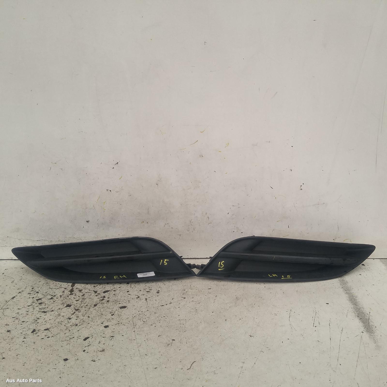 Corolla Grille 2007-2009 bumper grille (rh side),zre152r,hatch,non foglamp type,03/07-10/09 00006802 #140365