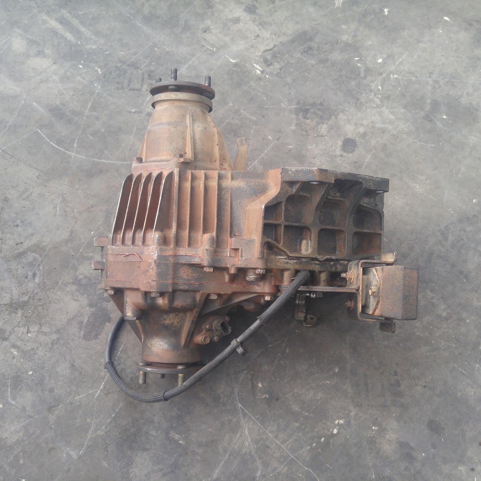 142422, Used transfer case for 2003 landcruiser 100 series, (dieselnon turbo) full time 4wd