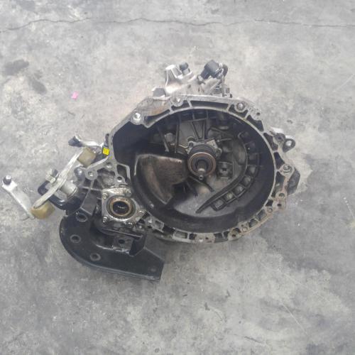 142421, Used transmission/gearbox for 2008 viva manual, petrol, 1.8