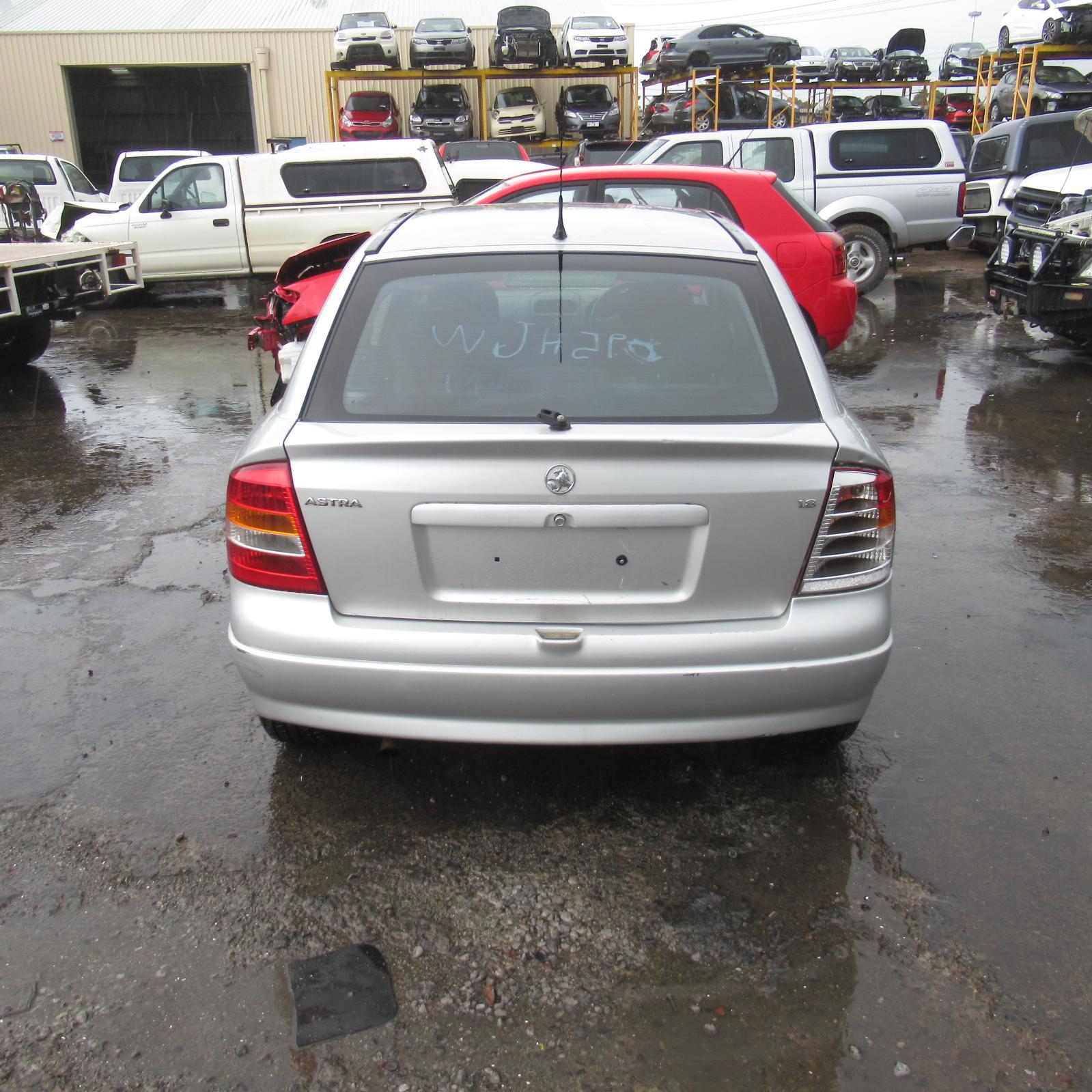Stock 6881 Holden astra | ts, 5dr hatch, 09/98-10/06