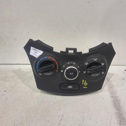 heater/aircon controls