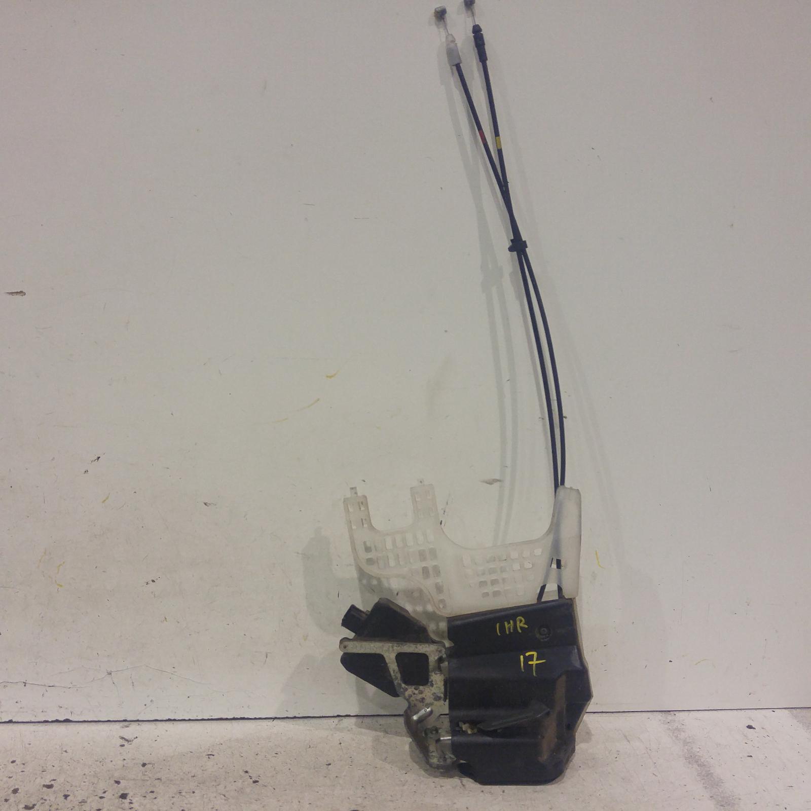 Tucson Door/boot/gate Lock 2004-2010 left rear door lock,08/04-01/10 00007005 #147637