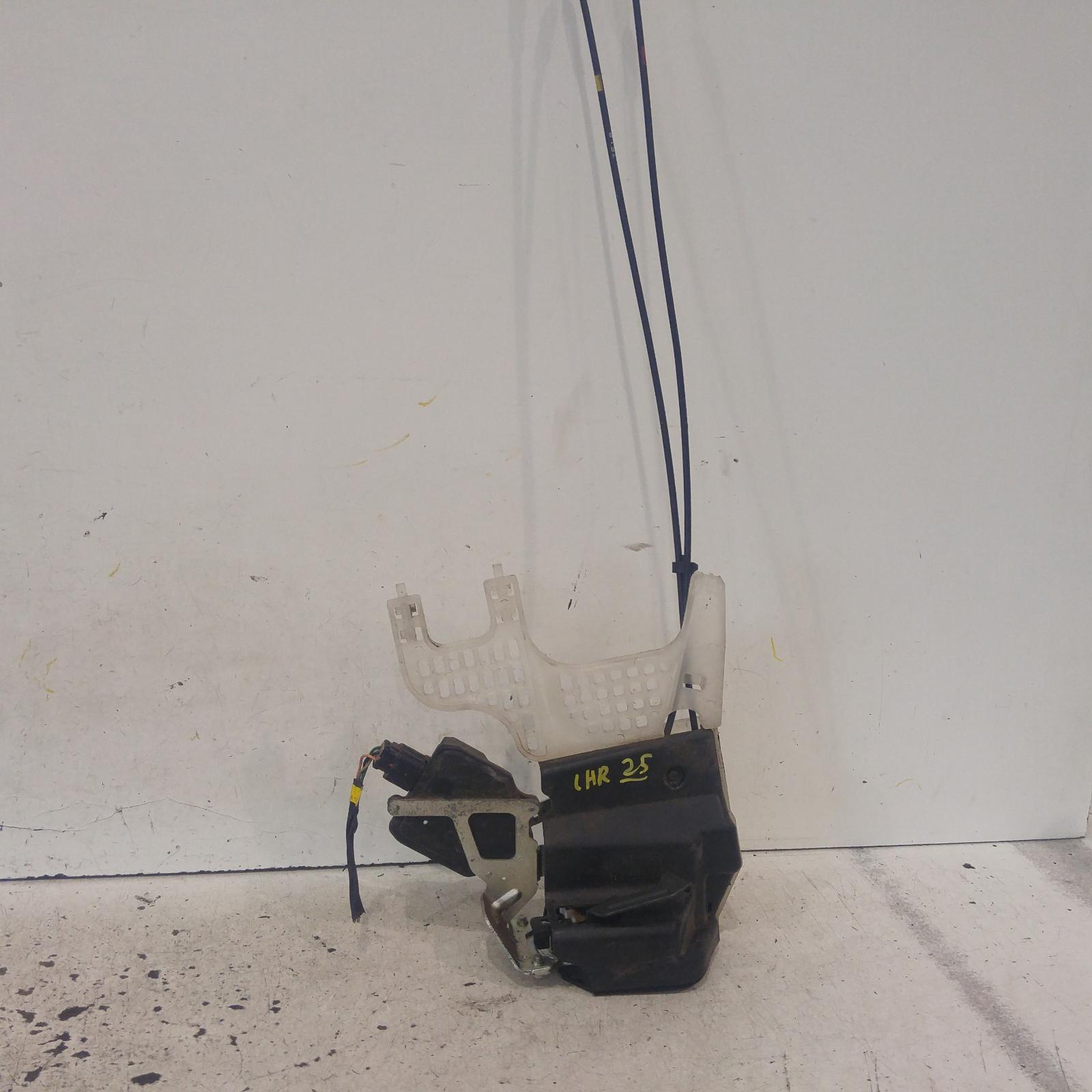 Tucson Door/boot/gate Lock 2004-2010 left rear door lock,08/04-01/10 00007020 #147764