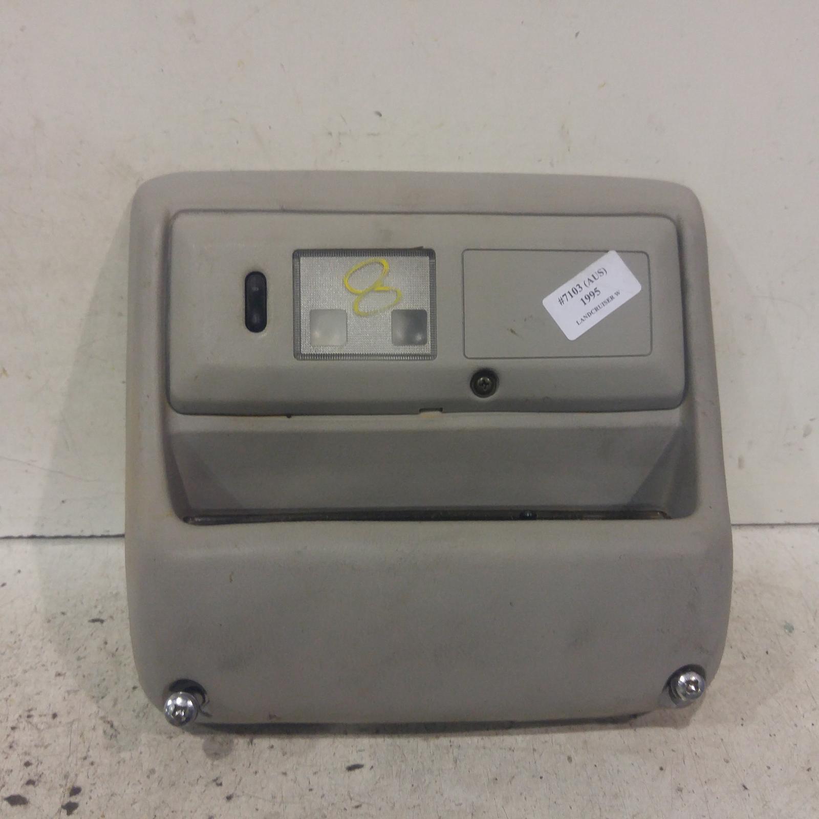 Landcruiser Courtesy Light 1990-1998 front,80 series,05/90-03/98 00007103 #148422