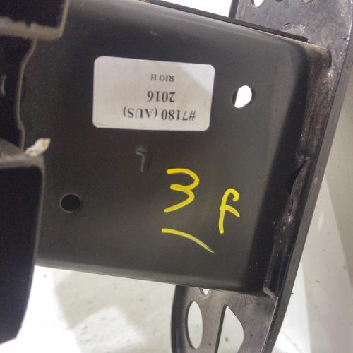 bar reinforcement/bracket front