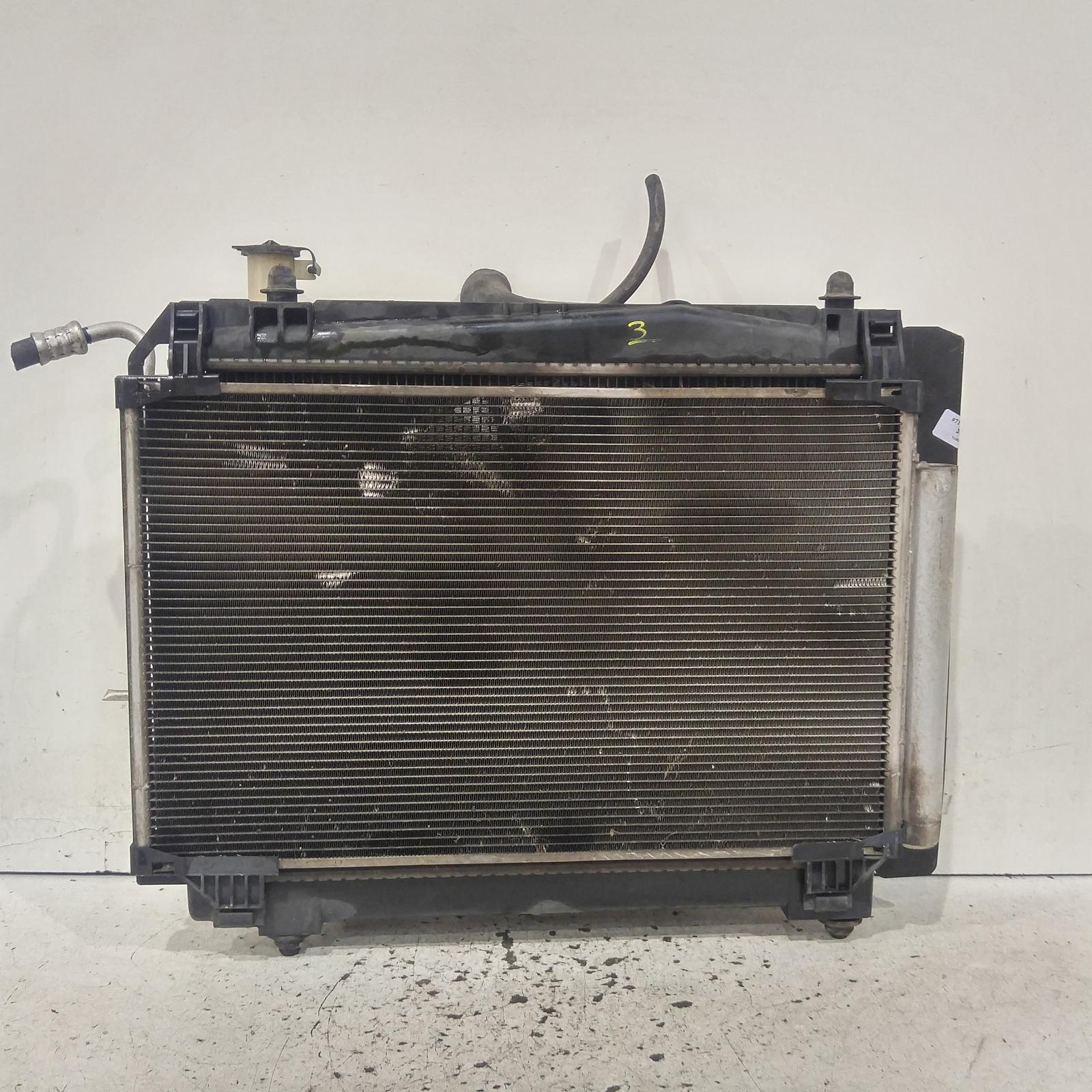 Result Radiator for Toyota YarisAus Auto Parts(1011)