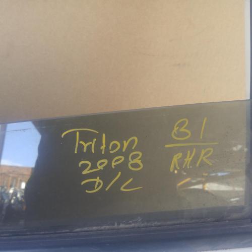 door/sliding rear right