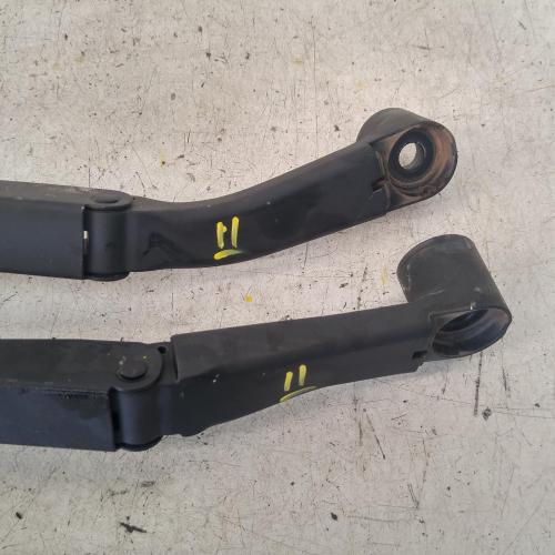 wiper arm