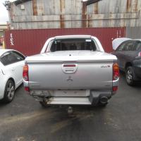 Mitsubishi 2006 ~ 2015 Triton