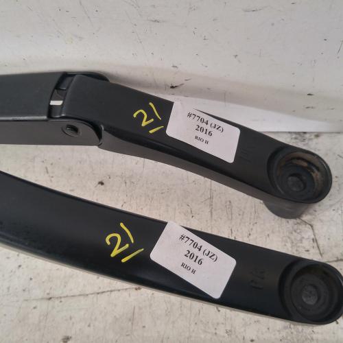 wiper arm