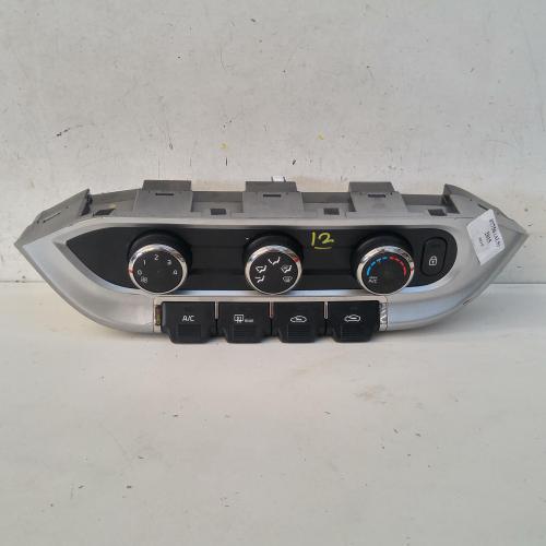 heater/aircon controls