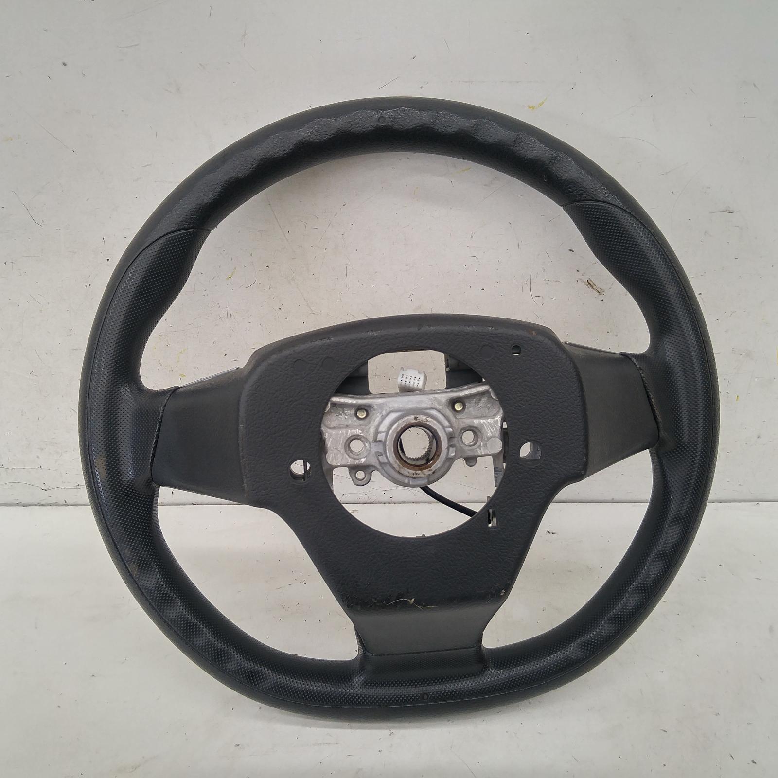 Corolla Steering Wheel 2009-2013 vinyl,zre152r,hatch,11/09-12/13 00007140 #165983